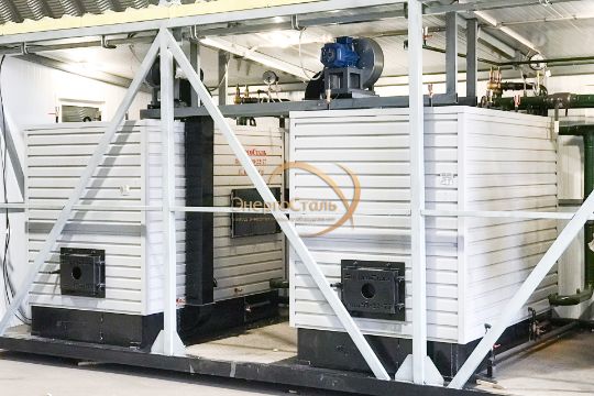 Модульная котельная с каскадом КВм в силовой раме — сборка МКУ на заводе «ЭнергоСталь».